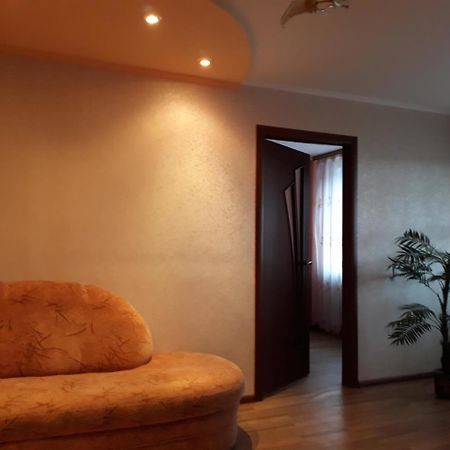 Apartment - Gorkogo Street Grodno Buitenkant foto