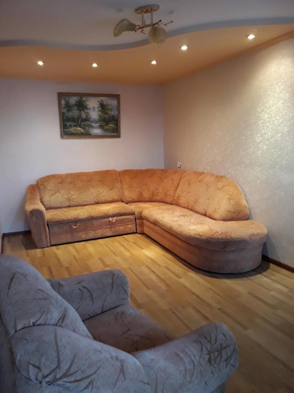 Apartment - Gorkogo Street Grodno Buitenkant foto